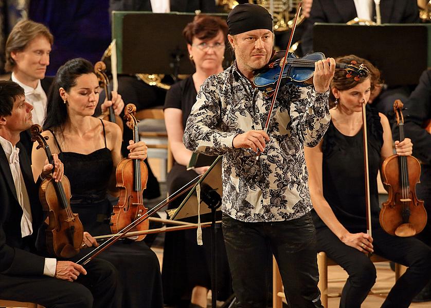 Pavel Šporcl (Violine), Südböhmische Kammerphilharmonie Budweis, Jan Talich (Dirigent), 31.7.2015, Internationales Musikfestival Český Krumlov