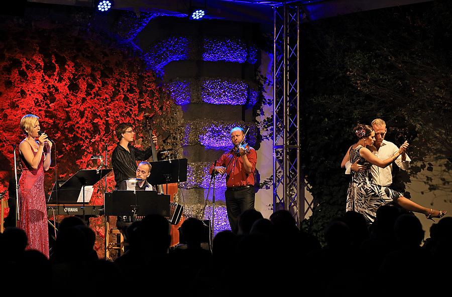 Escualo Quintett und Gabriela Vermelho - “Tango argentino”, 6.8.2015, Internationales Musikfestival Český Krumlov