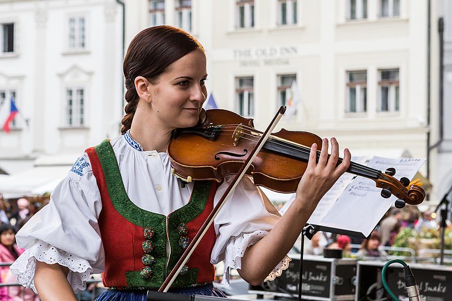 Svatováclavské slavnosti a Mezinárodní folklórní festival 2015 v Českém Krumlově, sobota 26. září 2015