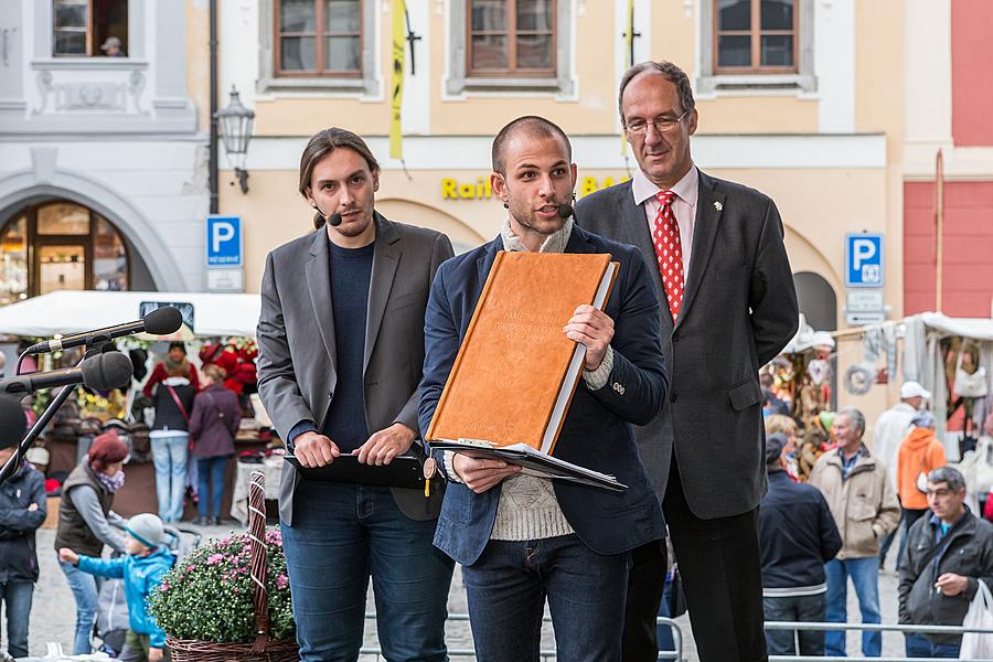 Saint Wenceslas Celebrations and International Folk Music Festival 2015 in Český Krumlov, Saturday 26th September 2015