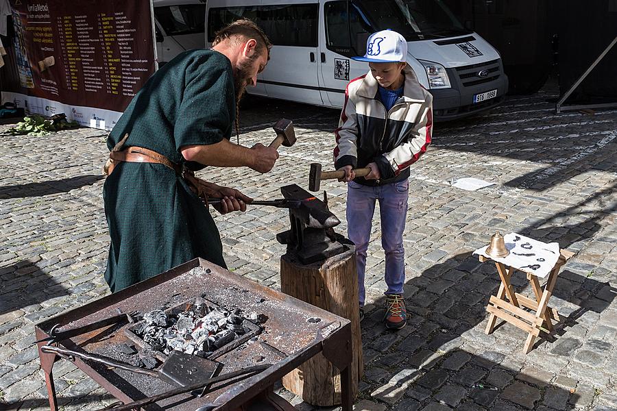 Saint Wenceslas Celebrations and International Folk Music Festival 2015 in Český Krumlov, Sunday 27th September 2015