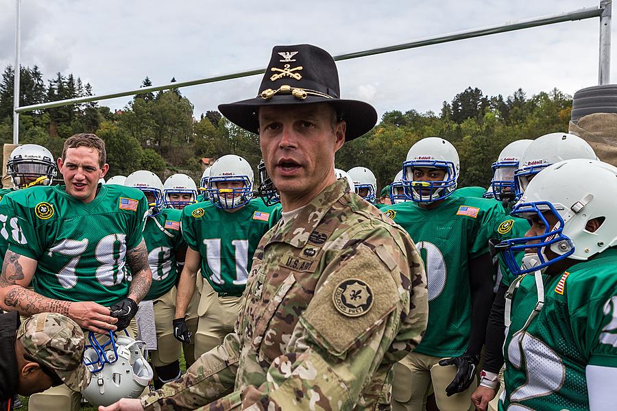 Freiheit und Sport - 70. Jubiläum des Matches der amerikanischen Armee im amerikanischen Fußball, Český Krumlov, Samstag 26. September 2015