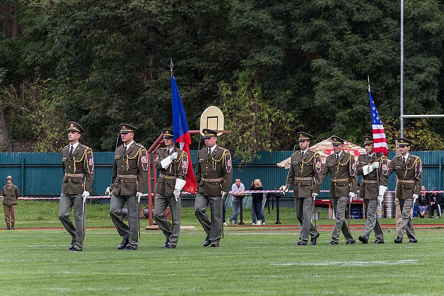 Svoboda a sport - 70. výročí utkání americké armády v americkém fotbale, Český Krumlov sobota 26. září 2015