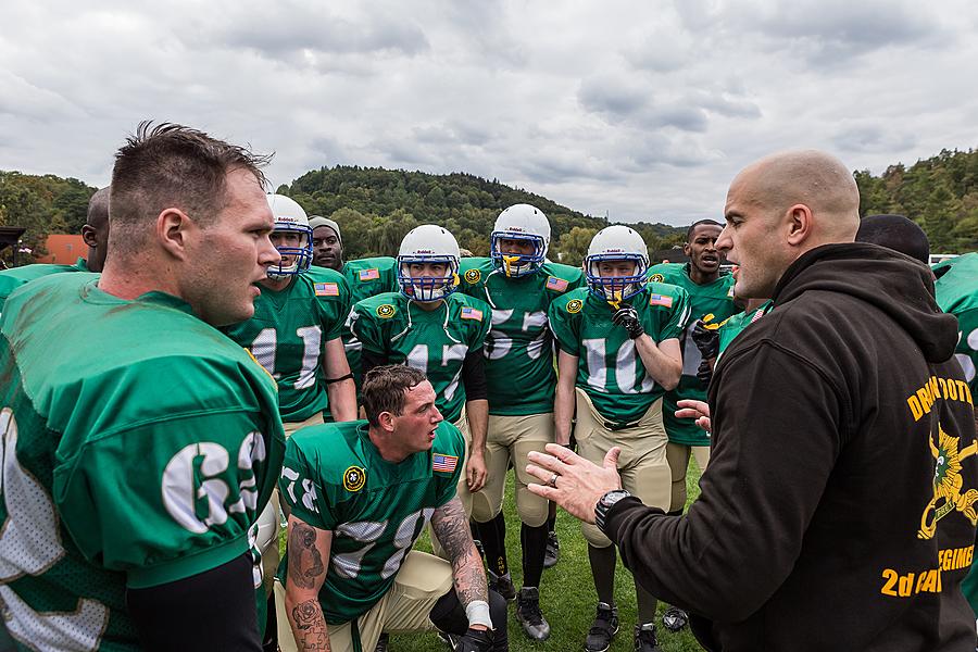 Freiheit und Sport - 70. Jubiläum des Matches der amerikanischen Armee im amerikanischen Fußball, Český Krumlov, Samstag 26. September 2015