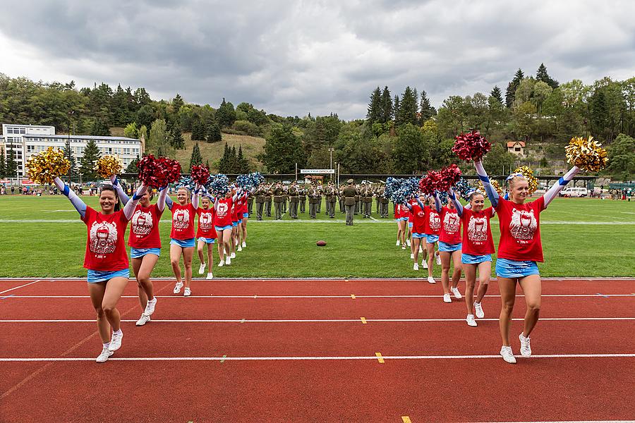 Freiheit und Sport - 70. Jubiläum des Matches der amerikanischen Armee im amerikanischen Fußball, Český Krumlov, Samstag 26. September 2015