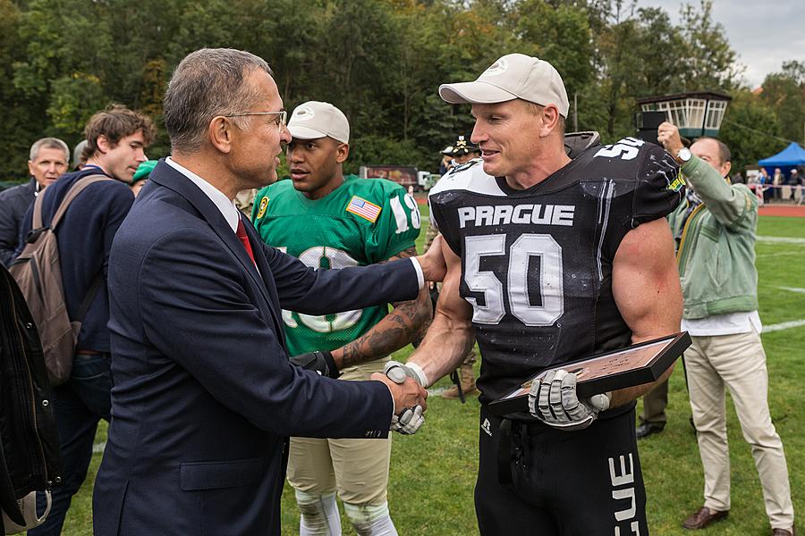 Freiheit und Sport - 70. Jubiläum des Matches der amerikanischen Armee im amerikanischen Fußball, Český Krumlov, Samstag 26. September 2015