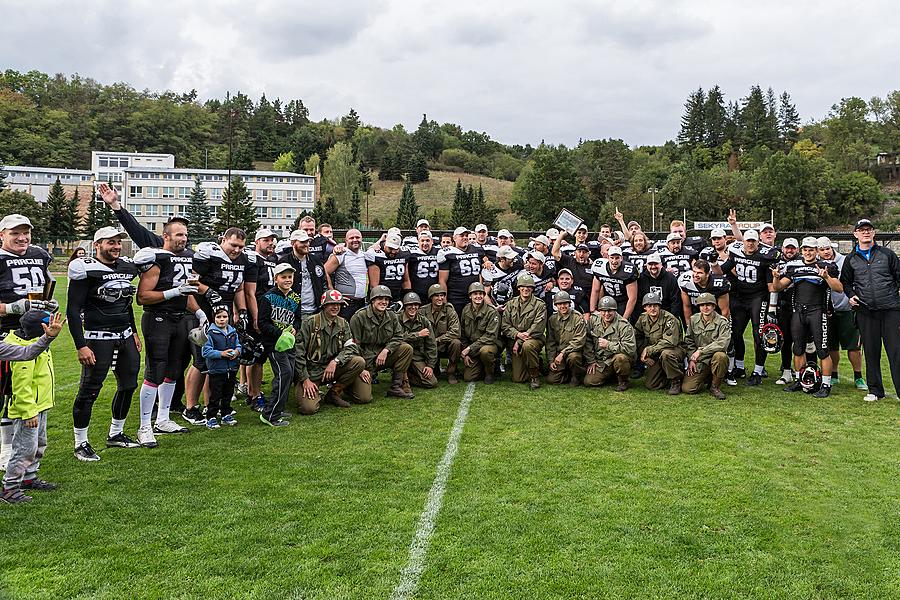 Svoboda a sport - 70. výročí utkání americké armády v americkém fotbale, Český Krumlov sobota 26. září 2015