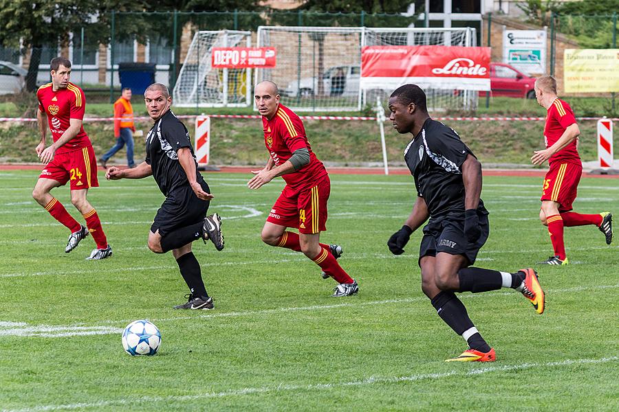 Svoboda a sport - 70. výročí utkání americké armády v americkém fotbale, Český Krumlov neděle 27. září 2015