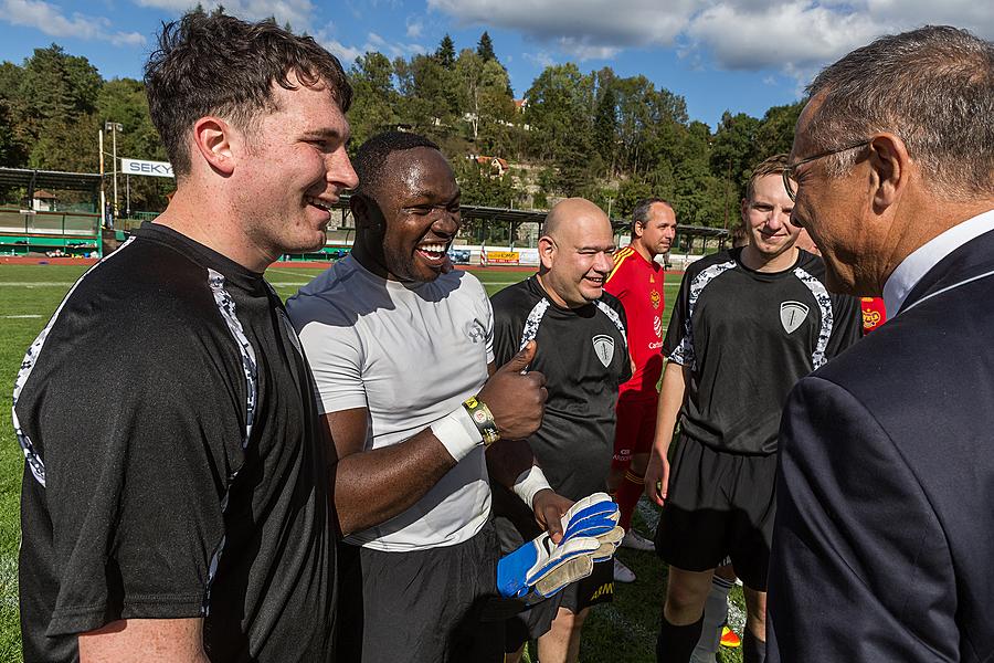 Freiheit und Sport - 70. Jubiläum des Matches der amerikanischen Armee im amerikanischen Fußball, Český Krumlov, Samstag Sonntag 27. September 2015