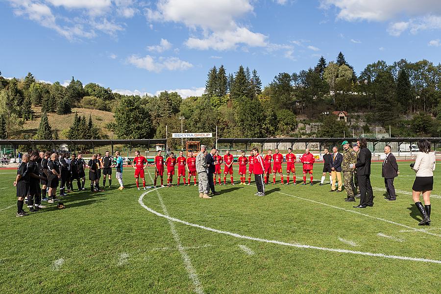 Svoboda a sport - 70. výročí utkání americké armády v americkém fotbale, Český Krumlov neděle 27. září 2015