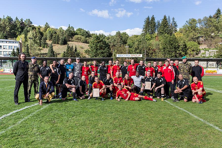 Svoboda a sport - 70. výročí utkání americké armády v americkém fotbale, Český Krumlov neděle 27. září 2015