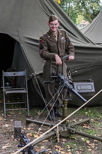 Freiheit und Sport - 70. Jubiläum des Matches der amerikanischen Armee im amerikanischen Fußball, Český Krumlov, Samstag Sonntag 27. September 2015