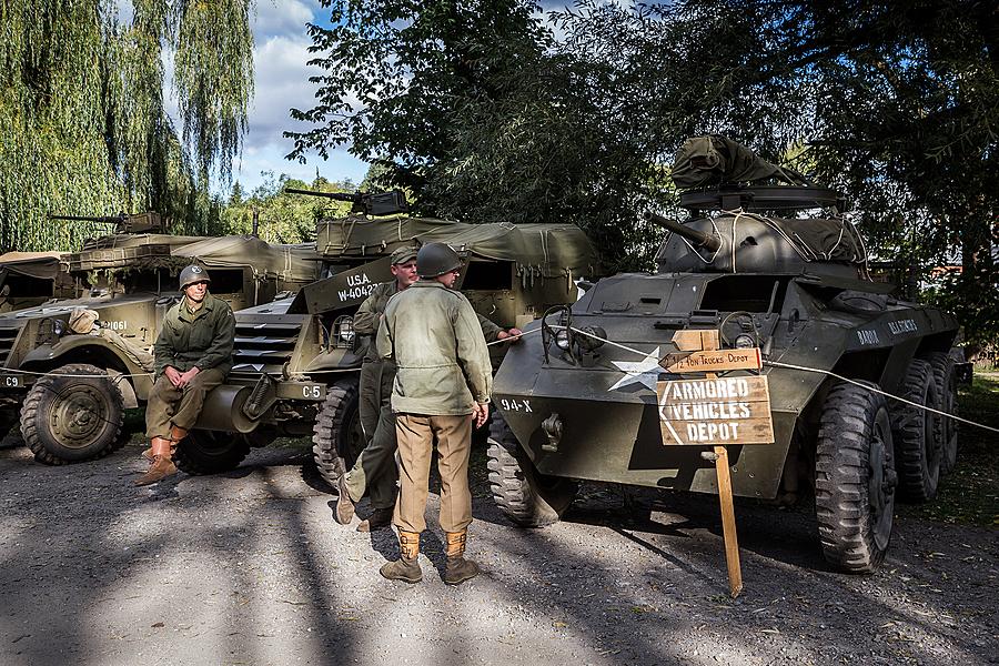 Freiheit und Sport - 70. Jubiläum des Matches der amerikanischen Armee im amerikanischen Fußball, Český Krumlov, Samstag Sonntag 27. September 2015