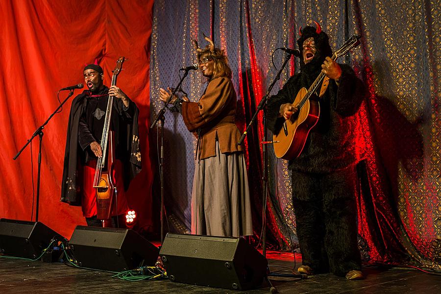 St. Nicholas Present Distribution 5.12.2015, Advent and Christmas in Český Krumlov