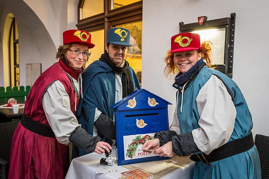 Jesuleins Postamt Zum Goldenen Engel und Ankunft der Weißen Frau 6.12.2015, Advent und Weihnachten in Český Krumlov