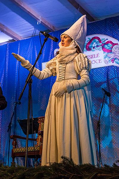 Baby Jesus Postal Office at U Zlatého Anděla and arrival of the White Lady 6.12.2015, Advent and Christmas in Český Krumlov