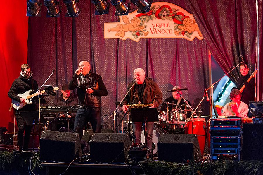 Advent Market, HE band České Budějovice - concert, 11.12.201