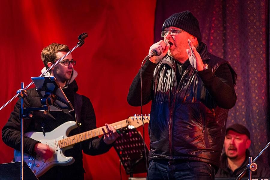 Advent Market, HE band České Budějovice - concert, 11.12.201