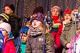 Singing Together at the Christmas Tree, 3rd Advent Sunday 13.12.2015, photo by: Lubor Mrázek