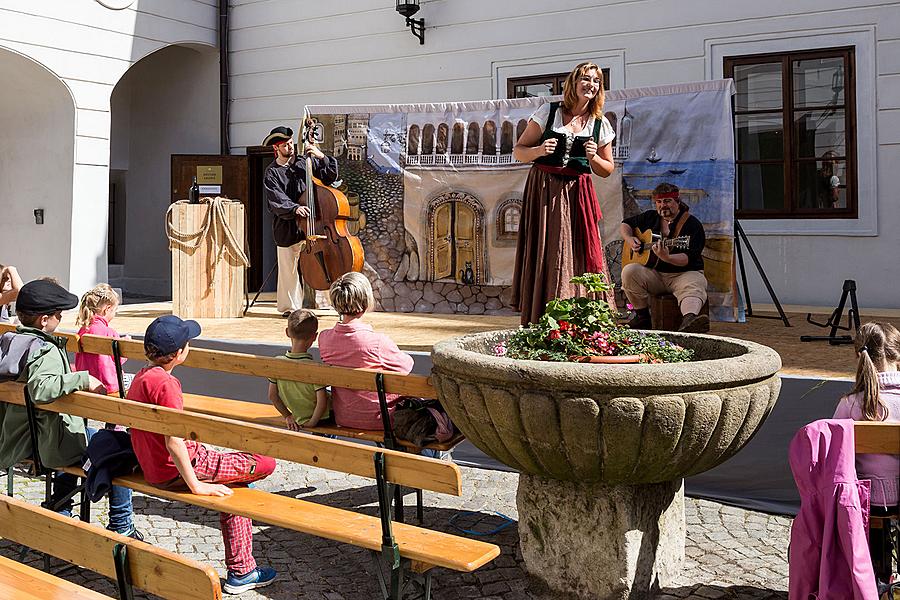 Five-Petalled Rose Celebrations ®, Český Krumlov, Friday 17. 6. 2016