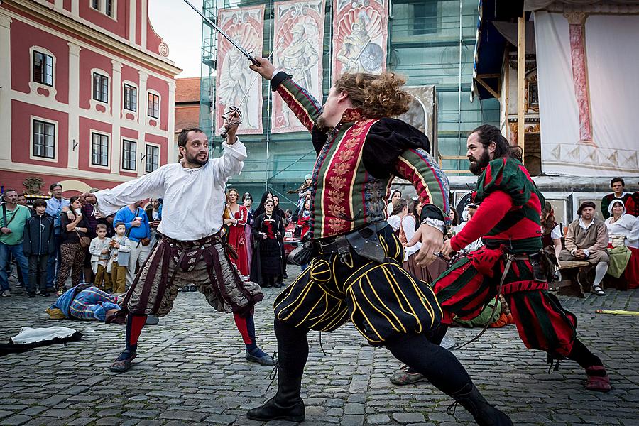 Fest der fünfblättrigen Rose ®, Český Krumlov, Freitag 17. 6. 2016