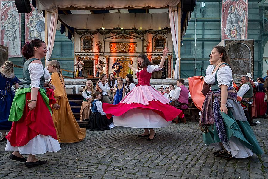 Fest der fünfblättrigen Rose ®, Český Krumlov, Freitag 17. 6. 2016