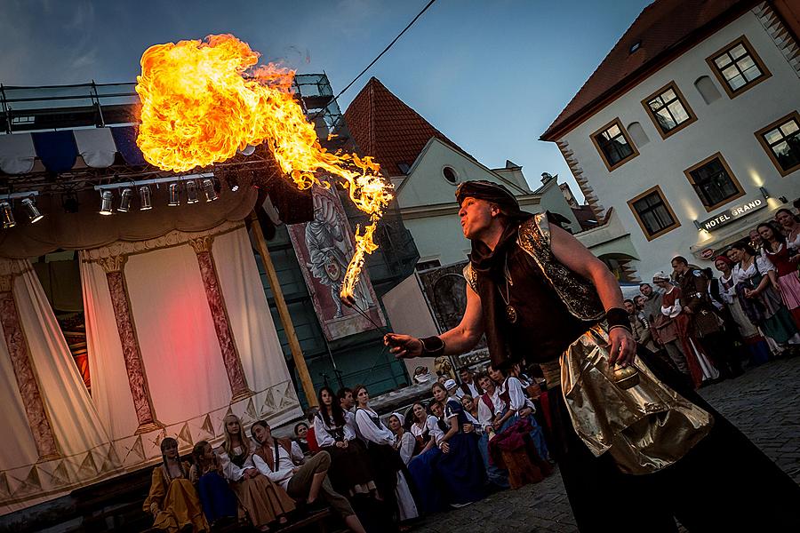 Slavnosti pětilisté růže ®, Český Krumlov, pátek 17. 6. 2016