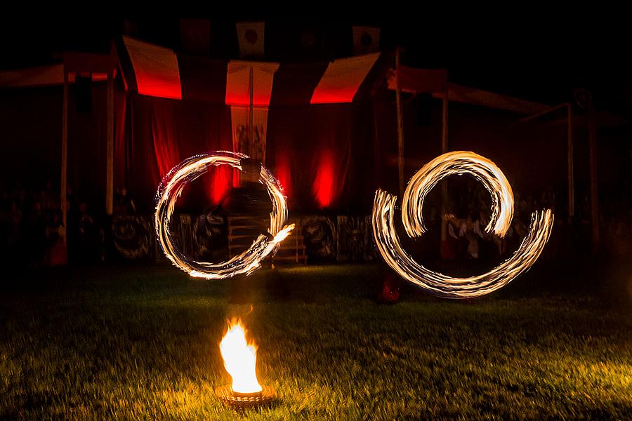 Fest der fünfblättrigen Rose ®, Český Krumlov, Freitag 17. 6. 2016