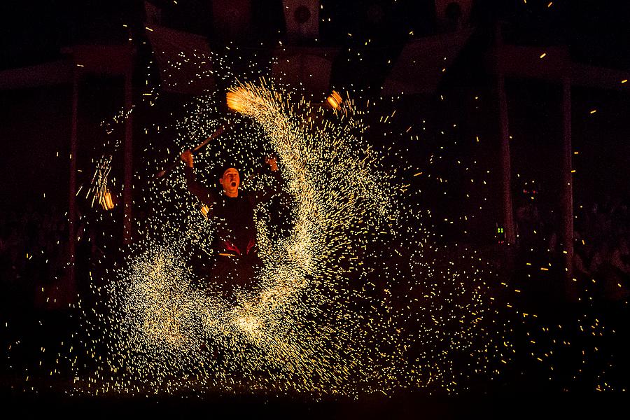 Fest der fünfblättrigen Rose ®, Český Krumlov, Freitag 17. 6. 2016