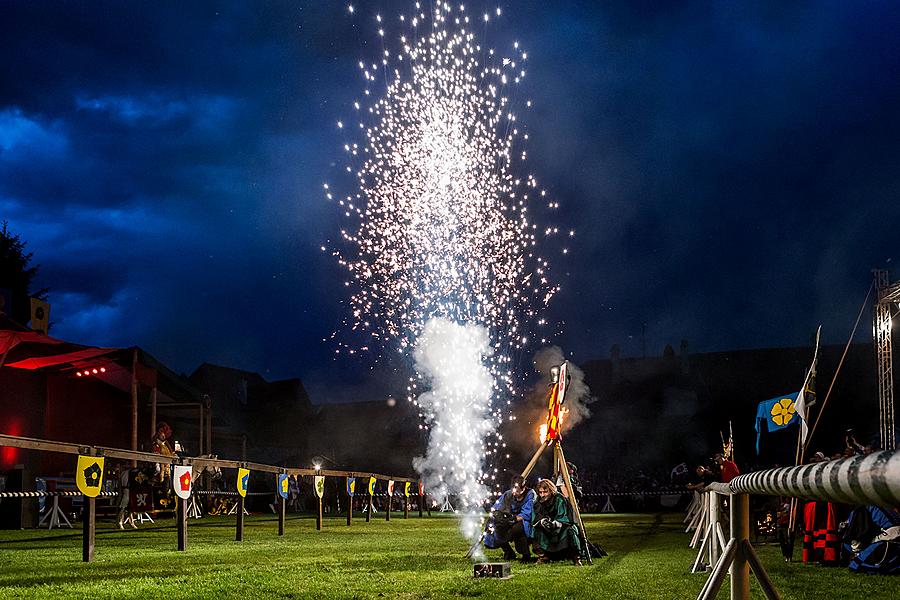 Five-Petalled Rose Celebrations ®, Český Krumlov, Saturday 18th June 2016