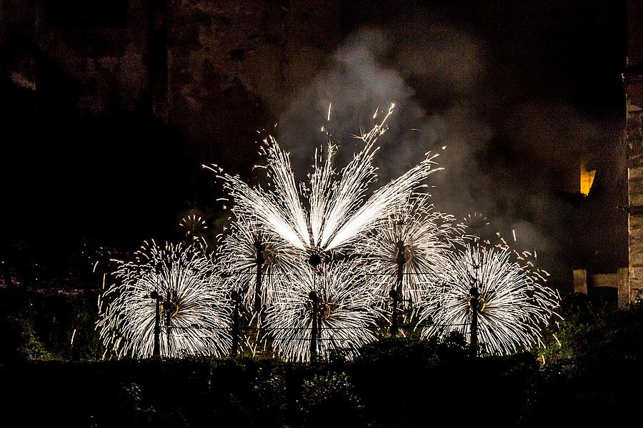 Five-Petalled Rose Celebrations ®, Český Krumlov, Saturday 18th June 2016