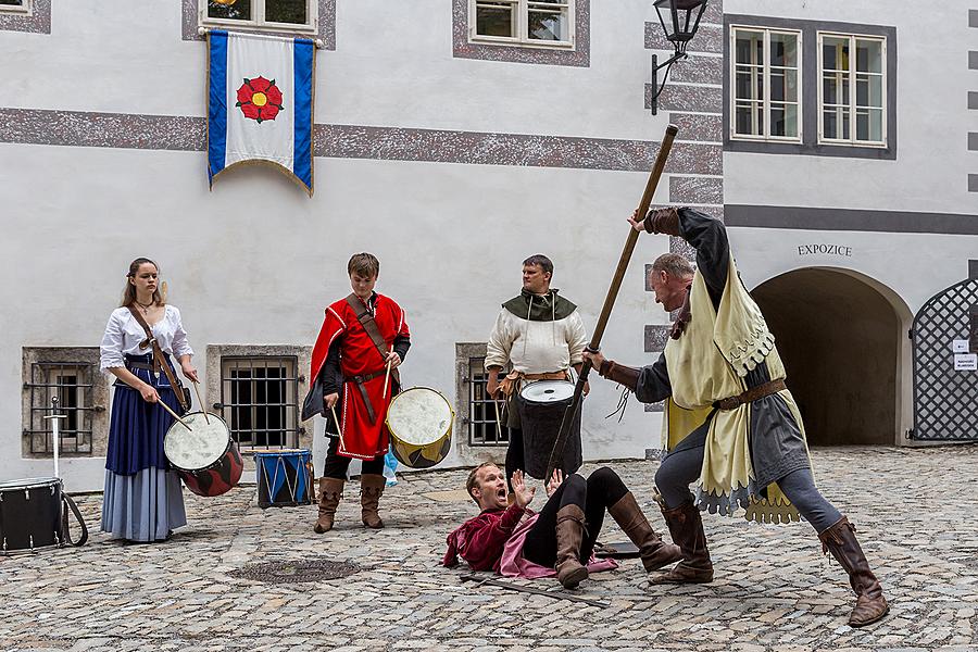 Fest der fünfblättrigen Rose ®, Český Krumlov, Sonntag 19. 6. 2016