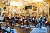 Miroslav Ambroš a Smyčcový orchestr Český Krumlov, 29.6.2016, Festival komorní hudby Český Krumlov 2016 - 30. ročník, foto: Lubor Mrázek