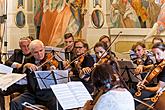 Miroslav Ambroš a Smyčcový orchestr Český Krumlov, 29.6.2016, Festival komorní hudby Český Krumlov 2016 - 30. ročník, foto: Lubor Mrázek