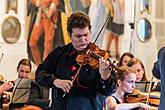 Miroslav Ambroš und Streichorchester Český Krumlov, 29.6.2016, Kammermusikfestival Český Krumlov 2016 - 30. Jahrgang, Foto: Lubor Mrázek