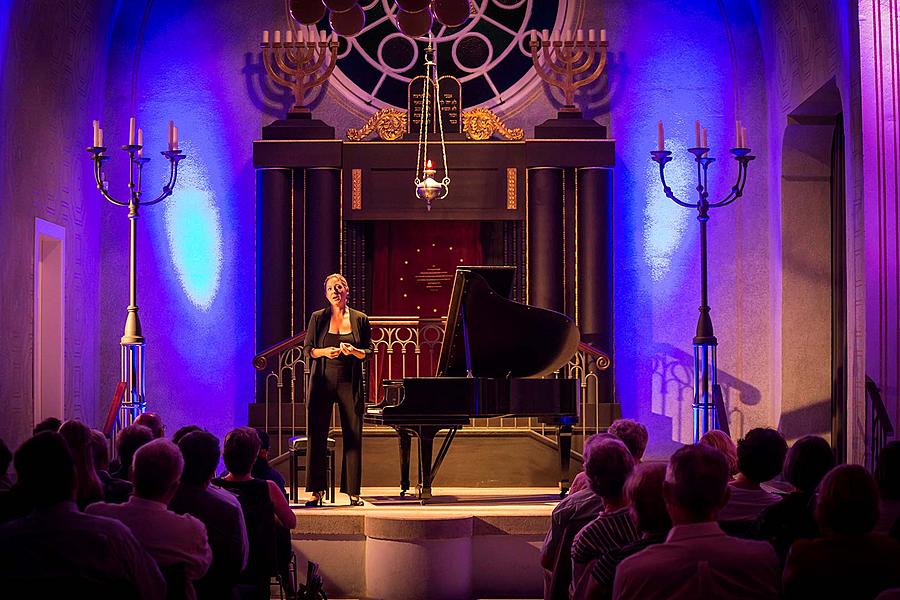 Ragna Schirmer - Nokturno mit dem Glas Wein, 2.7.2016, Kammermusikfestival Český Krumlov 2016 - 30. Jahrgang