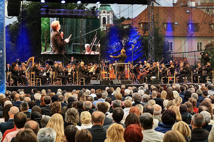 Juan Diego Flórez /tenor/, Prague Radio Symphony Orchestra, Christopher Franklin /conductor/, International Music Festival Český Krumlov 16.7.2016