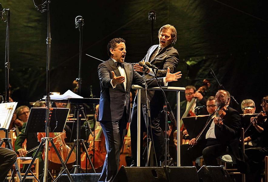 Juan Diego Flórez /tenor/, Symfonický orchestr Českého rozhlasu, Christopher Franklin /dirigent/, Mezinárodní hudební festival Český Krumlov 16.7.2016