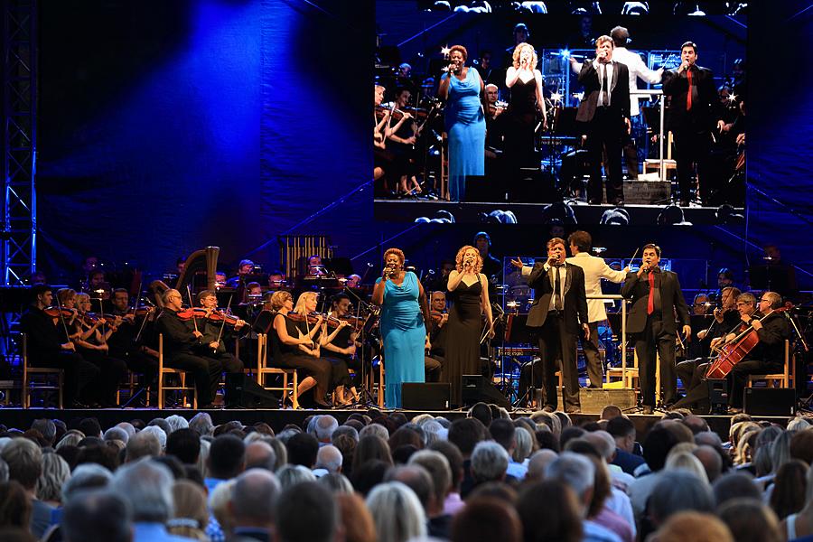 Bravo Broadway! /melodie ze světových muzikálů/, Mezinárodní hudební festival Český Krumlov 30.7.2016