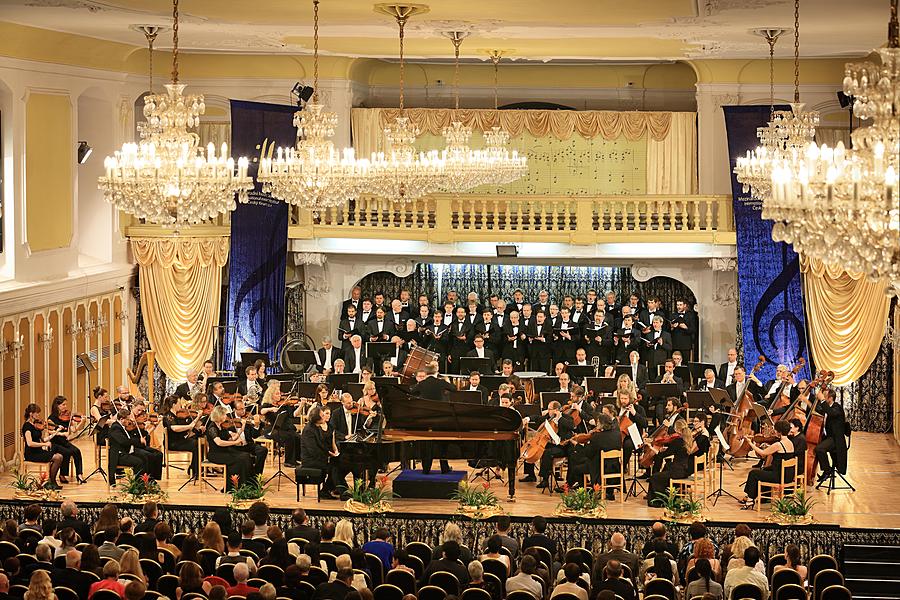 Kun Woo Paik /piano/, North Czech Philharmonic, International Music Festival Český Krumlov 28.7.2016