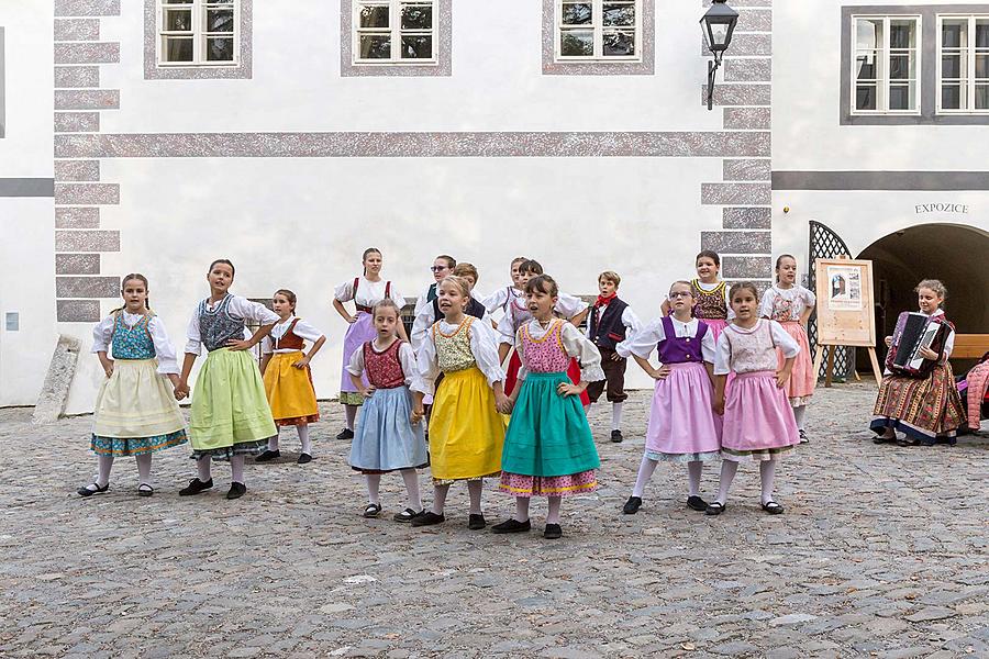 Svatováclavské slavnosti a Mezinárodní folklórní festival 2016 v Českém Krumlově, pátek 23. září 2016