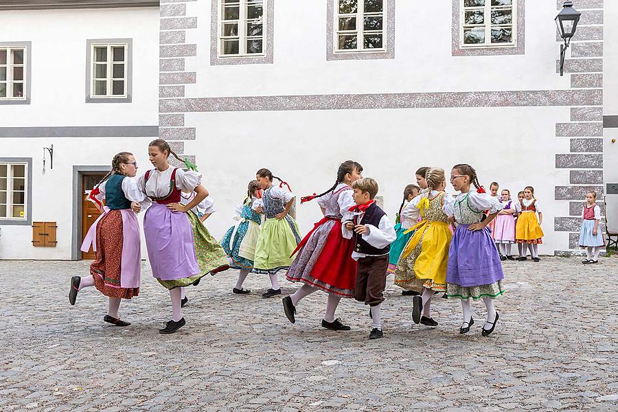 Svatováclavské slavnosti a Mezinárodní folklórní festival 2016 v Českém Krumlově, pátek 23. září 2016