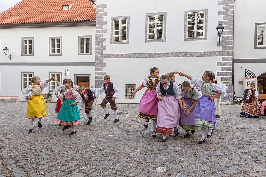 St.-Wenzels-Fest und Internationales Folklorefestival 2016 in Český Krumlov, Freitag 23. September 2016