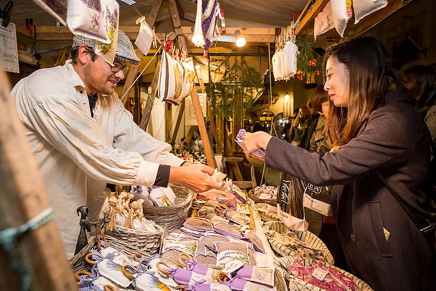 St.-Wenzels-Fest und Internationales Folklorefestival 2016 in Český Krumlov, Freitag 23. September 2016