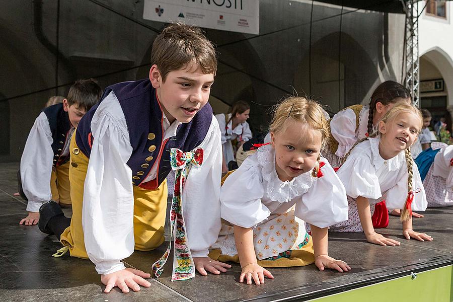 Saint Wenceslas Celebrations and International Folk Music Festival 2016 in Český Krumlov, Saturday 24th September 2016