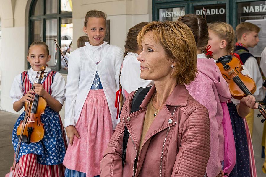 Saint Wenceslas Celebrations and International Folk Music Festival 2016 in Český Krumlov, Saturday 24th September 2016