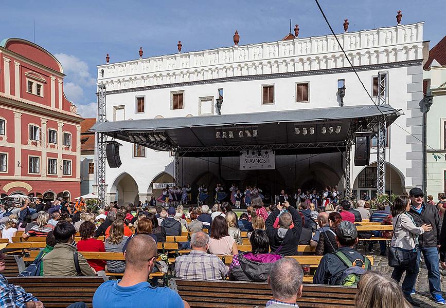 Saint Wenceslas Celebrations and International Folk Music Festival 2016 in Český Krumlov, Saturday 24th September 2016