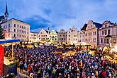 1. adventní neděle - hudebně poetické otevření Adventu spojené s rozsvícením vánočního stromu, Český Krumlov 27.11.2016, foto: Lubor Mrázek