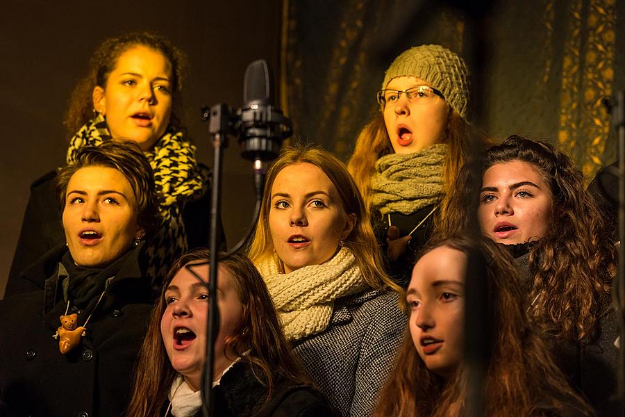 1st Advent Sunday - Music- and Poetry-filled Advent Opening and Lighting of the Christmas Tree, Český Krumlov 27.11.2016