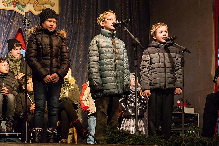 1st Advent Sunday - Music- and Poetry-filled Advent Opening and Lighting of the Christmas Tree, Český Krumlov 27.11.2016